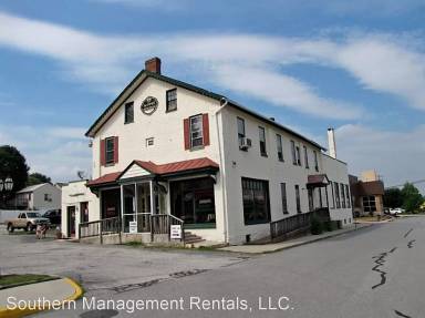 Main picture of 1 W Main St