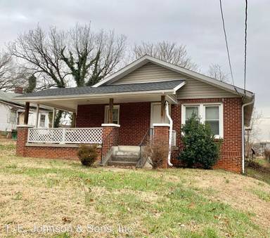 Main picture of 2333 Greenway Ave