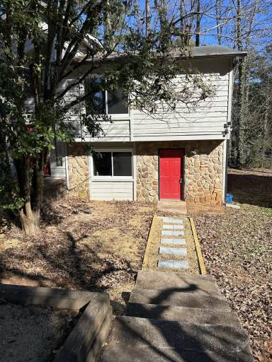 Main picture of 1310 S Lea Ct SE