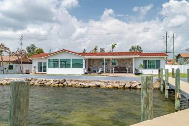 Main picture of 1110 S Banana River Dr