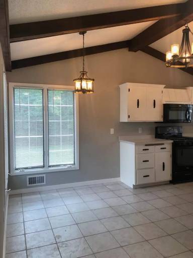 Main picture of 11020 W River Rd