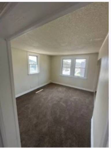 Main picture of 4561 Loring St