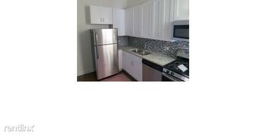 Main picture of 1656 W Erie St