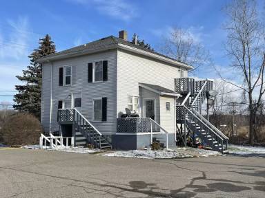 Main picture of 36990 Division Rd