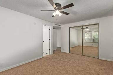 Main picture of 245 S Langley Ave