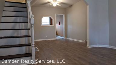 Main picture of 1248 S Merrimac Rd