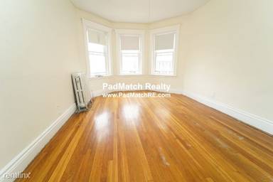 Main picture of 1350 Commonwealth Ave