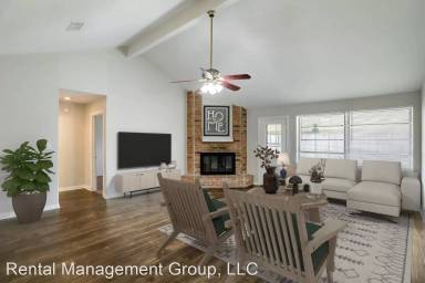 Main picture of 13414 Piney Oaks Dr