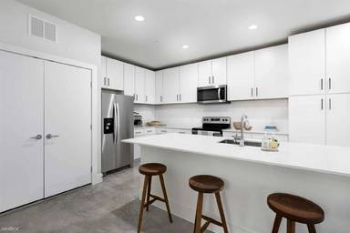 Main picture of 7318 W Slaughter Ln