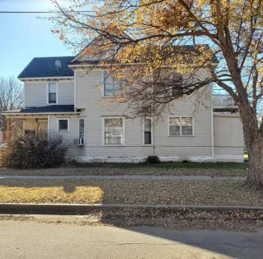 Main picture of 1001 S Topeka Ave