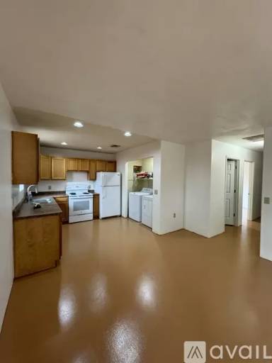 Main picture of 1626 W Delaware St