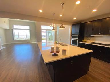 Main picture of 71 Sonas Dr