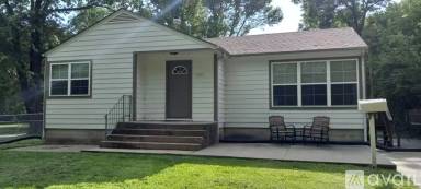 Main picture of 1003 N Juliette Ave