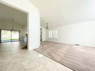 Main picture of 2012 Applewood Ln