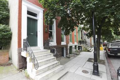 Main picture of 619 Washington Blvd