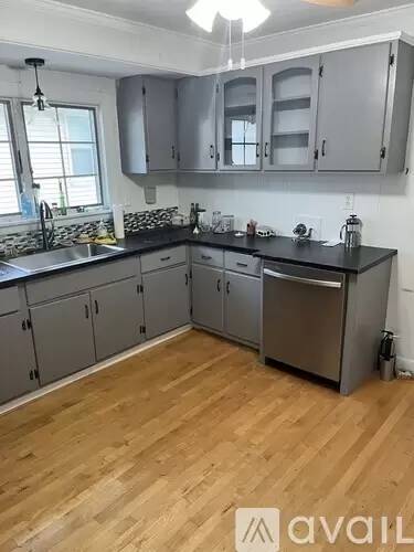 Main picture of 73 Woods Ave
