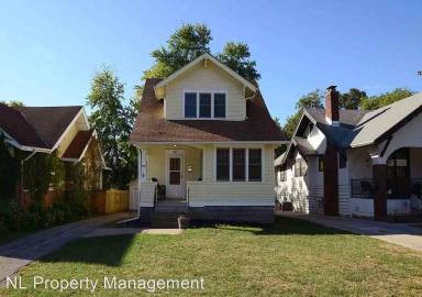 Main picture of 2865 Mary St