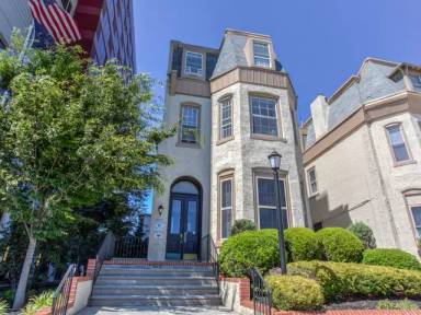 Main picture of 4105 Walnut St