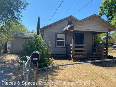 Main picture of 1823 Terrace St