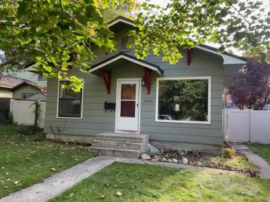 Main picture of 2006 N 10th St