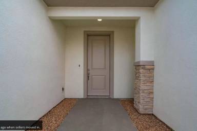 Main picture of 527 W 550 N