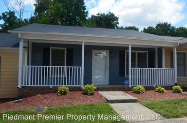 Main picture of 527 Mystic Dr