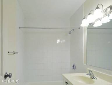 Main picture of 1 Canton Rd