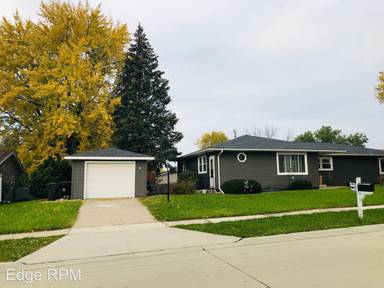 Main picture of 3705 Southlawn Rd