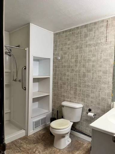 Main picture of 6077 Brooklyn Rd