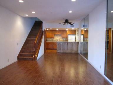 Main picture of Los Caballeros