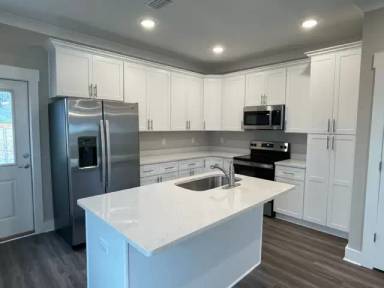 Main picture of 334 Date Palm Ln