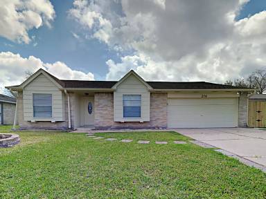 Main picture of 216 Maple Leaf St