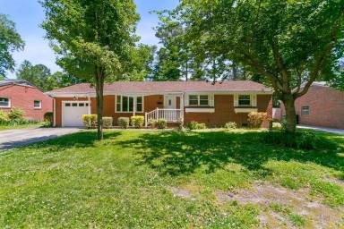 Main picture of 204 Longhill Rd