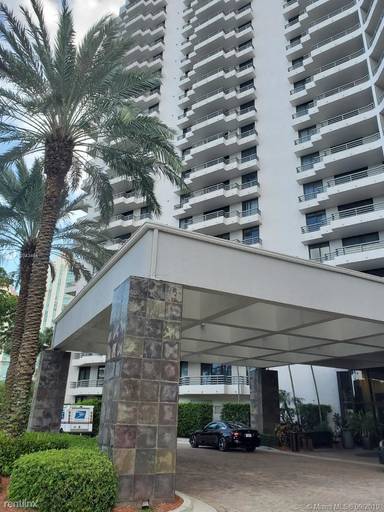 Main picture of Parc Central Aventura South