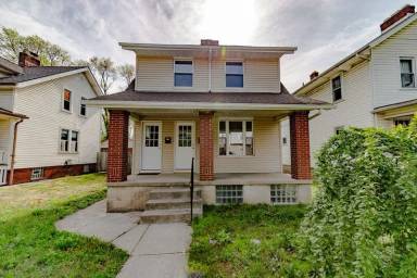 Main picture of 2876 Indianola Ave