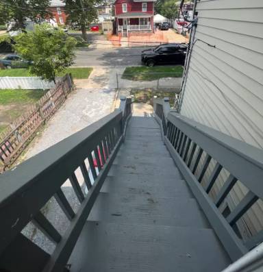 Main picture of 613 E Cherry St