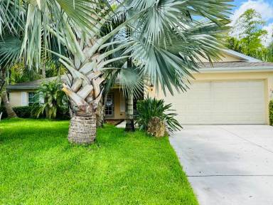 Main picture of 1214 NE 19th Ct