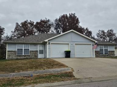 Main picture of 1600 W 8th Street Ter