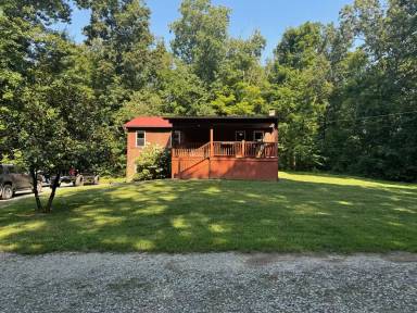 Main picture of 32 Brown Ln