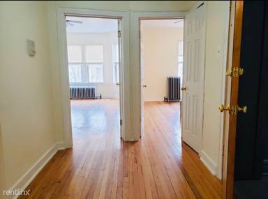 Main picture of 50 N Waller Ave