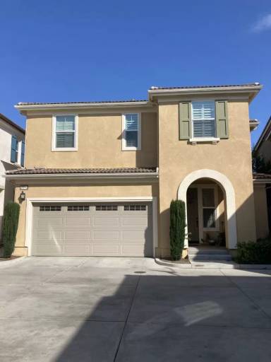 Main picture of 40154 Calle Real