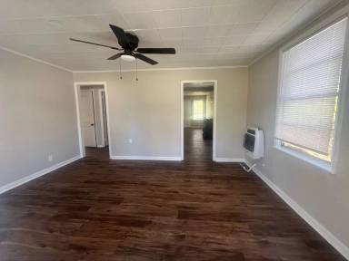 Main picture of 127 Joiner Ave