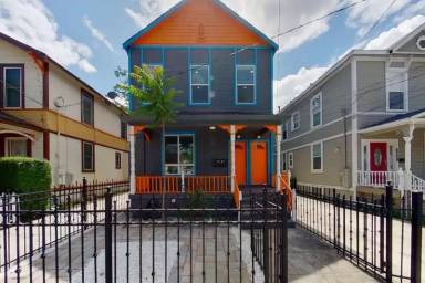 Main picture of 125 N 9th St