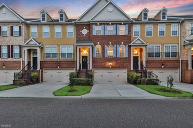 Main picture of Midtowne