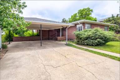 Main picture of 2360 Balsam Dr