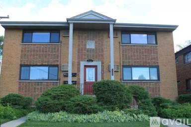 Main picture of 192 E Park Ave