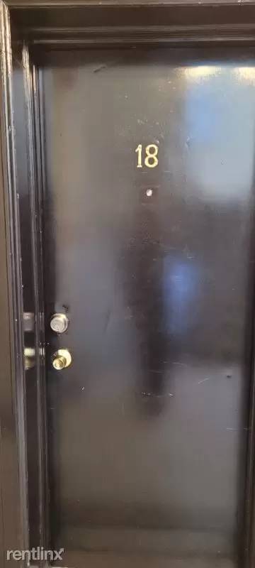 Main picture of 1084 Kennedy Blvd