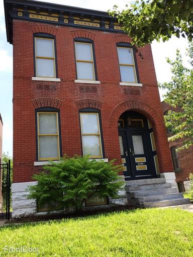 Main picture of 4202 Chouteau Ave