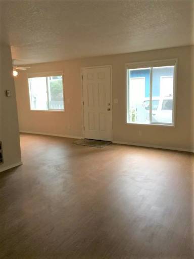 Main picture of 5111 SW 62nd Ave
