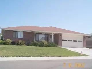 Main picture of 2245 London Way